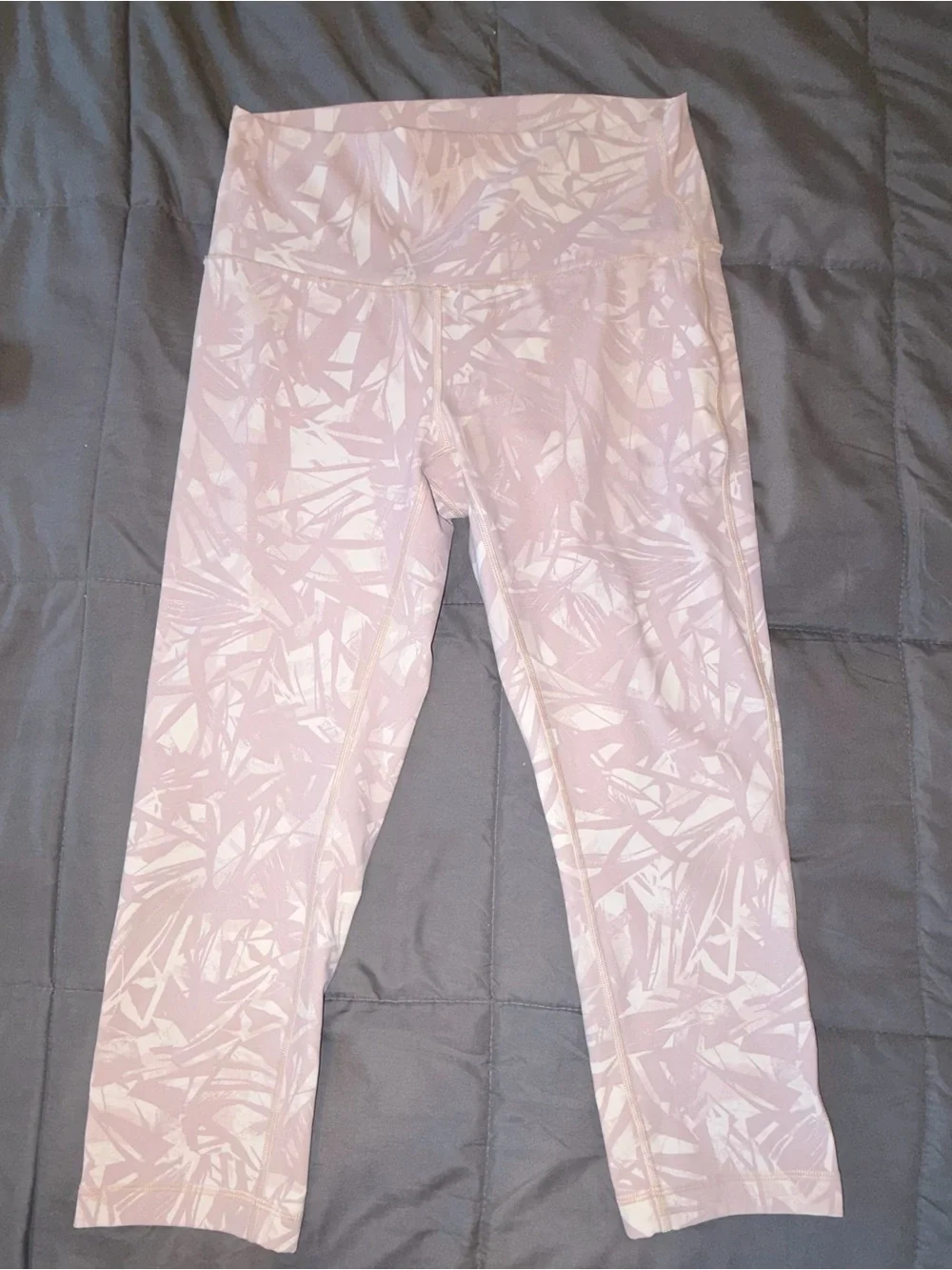 Lululemon Lavender Tropical Print High Rise Crop Leggings